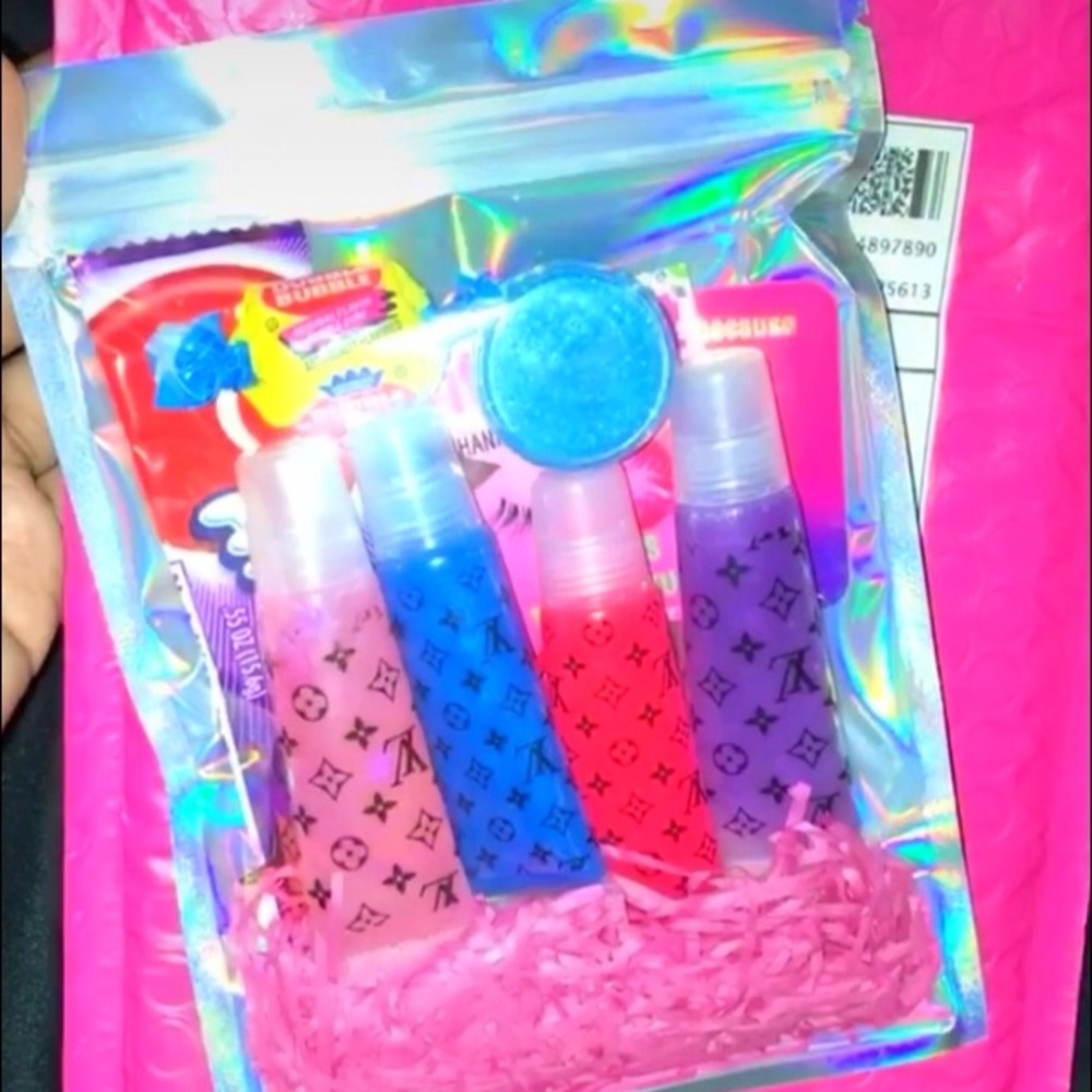 Custom lipgloss - Picture 2 of 2